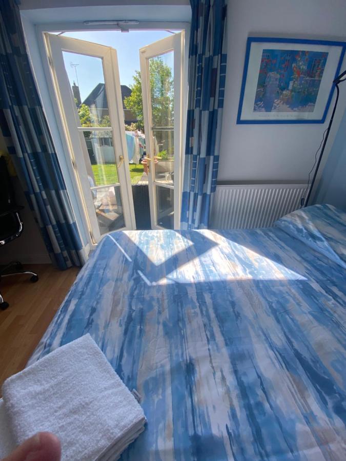Choice Of One Double Bedroom With A Comfy Double Bed And Private En Suite For Solo Travellers Or Couples ,Or Alternatively Book Two Double Bedrooms For Families Or Friends แพดด็อควูด ภายนอก รูปภาพ
